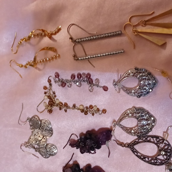 Earrings, earrings, earrings - Picture 8 of 8
